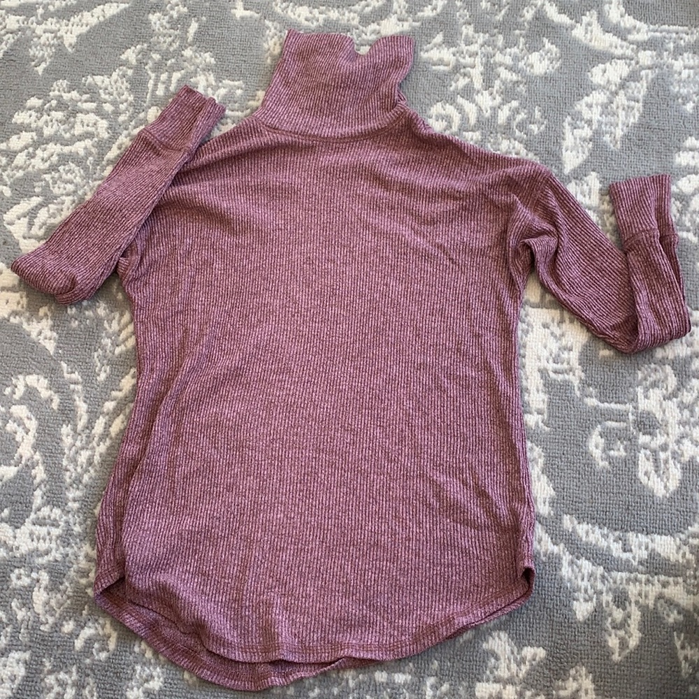 Turtle neck sweater